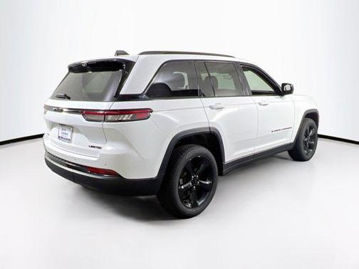 2023 Jeep Grand Cherokee Limited X