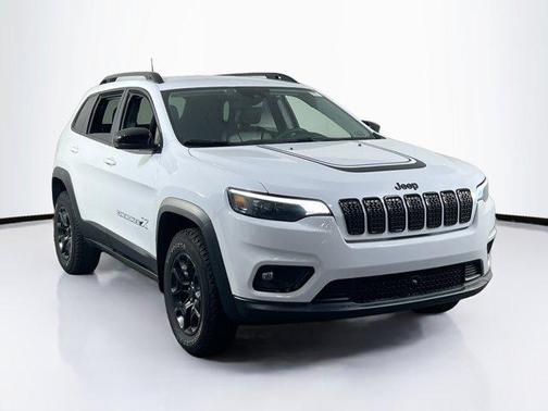 2022 Jeep Cherokee X 4x4