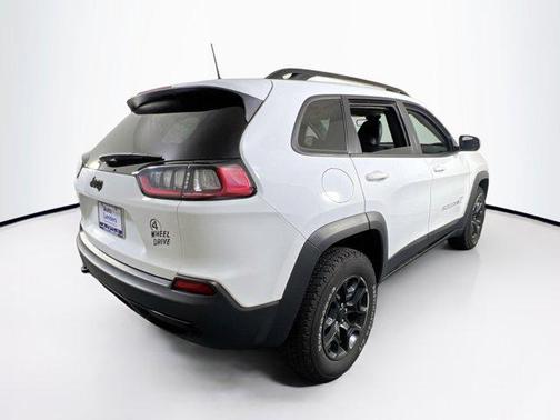 2022 Jeep Cherokee X 4x4