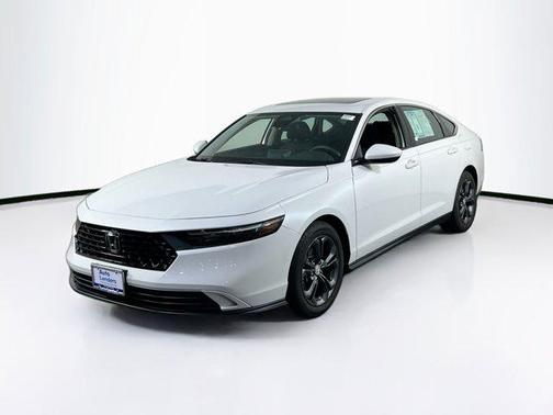 Platinum White Pearl 2023 Honda Accord EX
