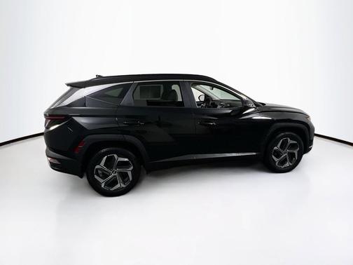 Phantom Black 2023 Hyundai TUCSON SEL