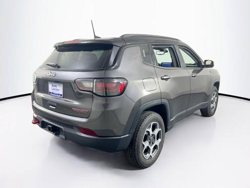 Granite Crystal Metallic Clearcoat 2022 Jeep Compass Trailhawk