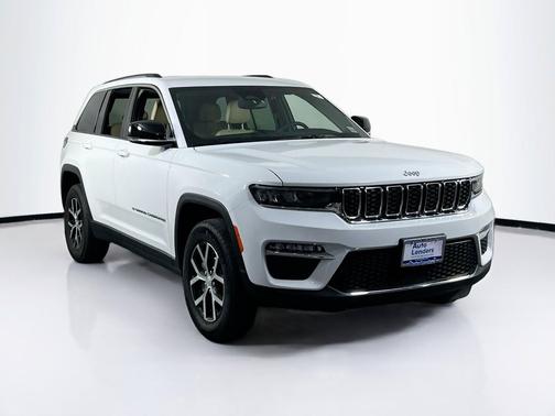 Bright White Clearcoat 2023 Jeep Grand Cherokee Limited