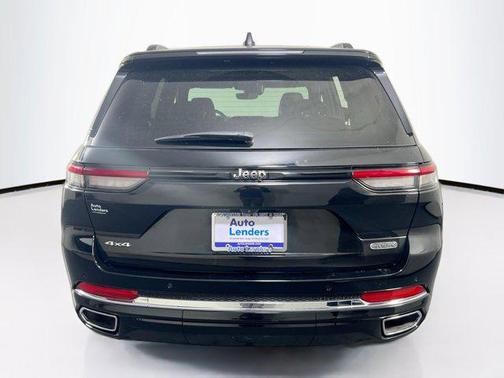 2022 Jeep Grand Cherokee Overland