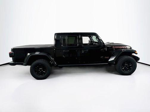 Black Clearcoat 2023 Jeep Gladiator Mojave 4x4