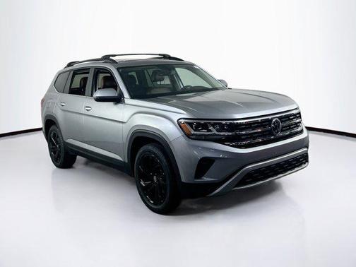 2022 Volkswagen Atlas 3.6L SE w/Technology