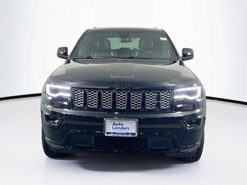 2022 Jeep Grand Cherokee Laredo