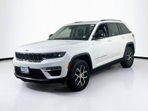 Bright White Clearcoat 2023 Jeep Grand Cherokee Limited