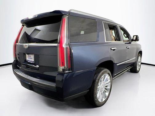 2020 Cadillac Escalade Platinum