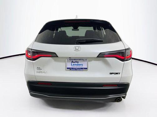 Platinum White Pearl 2023 Honda HR-V AWD Sport