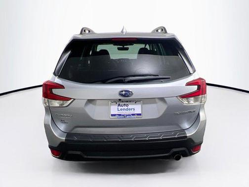 Ice Silver Metallic 2023 Subaru Forester Limited