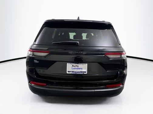 2022 Jeep Grand Cherokee Altitude