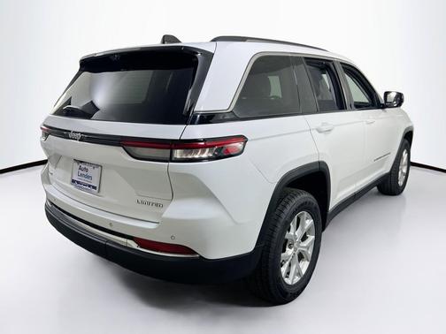 Bright White Clearcoat 2023 Jeep Grand Cherokee Limited