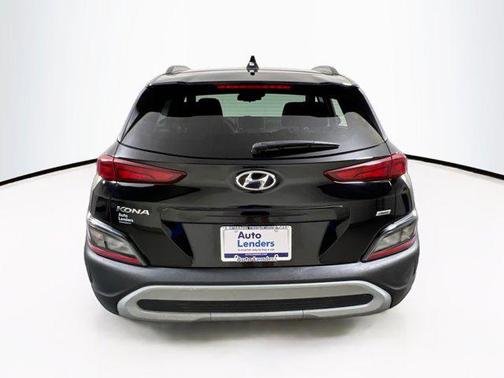 2022 Hyundai KONA SEL