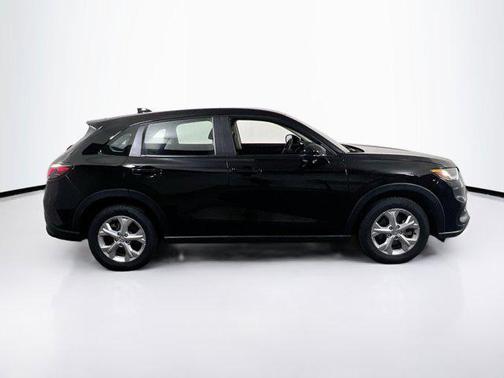 Crystal Black Pearl 2023 Honda HR-V LX