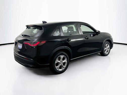 Crystal Black Pearl 2023 Honda HR-V LX