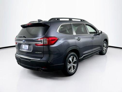 Magnetite Gray Metallic 2023 Subaru Ascent Premium 8-Passenger
