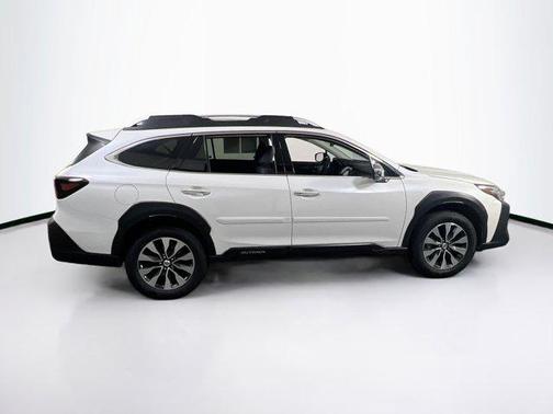 2023 Subaru Outback Touring