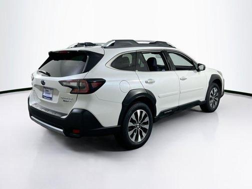 2023 Subaru Outback Touring