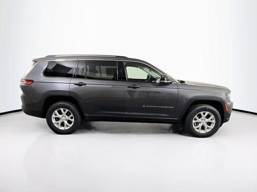 Baltic Gray Metallic Clearcoat 2023 Jeep Grand Cherokee L Limited
