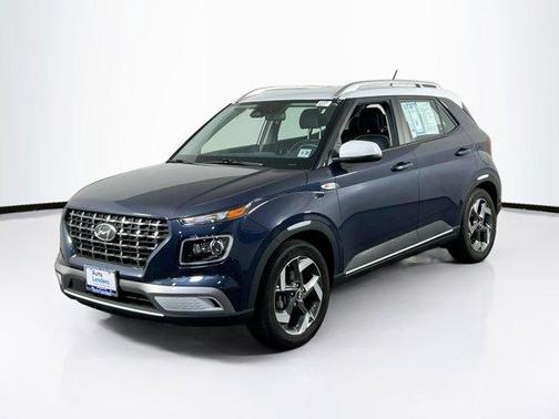 Denim w/White Roof 2023 Hyundai VENUE Limited