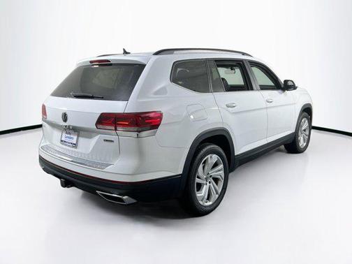 2022 Volkswagen Atlas 3.6L SE w/Technology