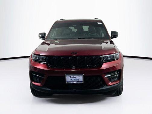 Velvet Red Pearlcoat 2023 Jeep Grand Cherokee Altitude