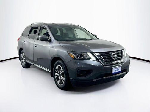 2019 Nissan Pathfinder S