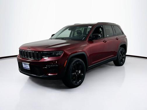 Velvet Red Pearlcoat 2023 Jeep Grand Cherokee Limited