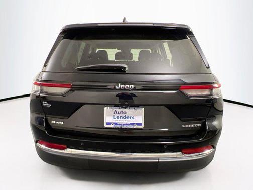 2023 Jeep Grand Cherokee Laredo