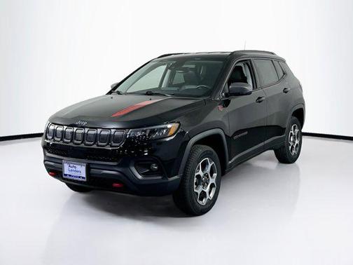 Diamond Black Crystal Pearlcoat 2022 Jeep Compass Trailhawk