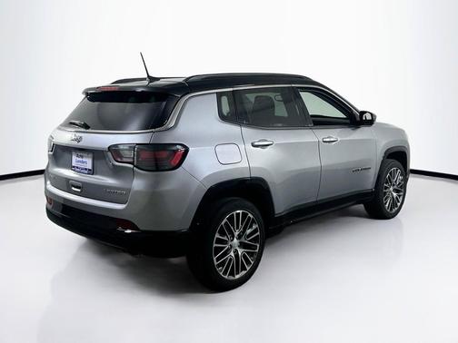 Billet Silver Metallic Clearcoat 2022 Jeep Compass Limited