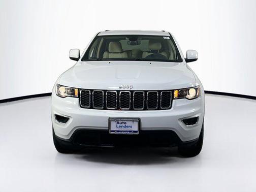 2022 Jeep Grand Cherokee Laredo