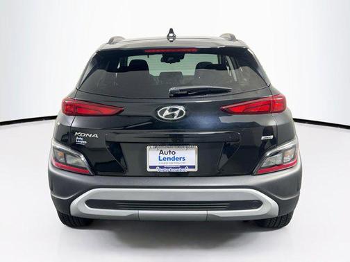 2022 Hyundai KONA SEL