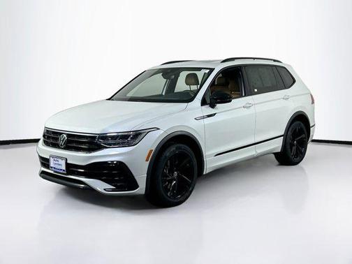Opal White Pearl 2023 Volkswagen Tiguan 2.0T SE R-Line Black 4MOTION