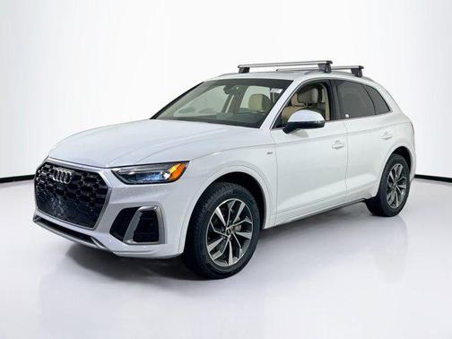 2023 Audi Q5 45 S line Premium Plus