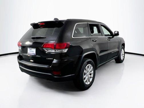 2022 Jeep Grand Cherokee Laredo