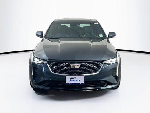2022 Cadillac CT4 Luxury