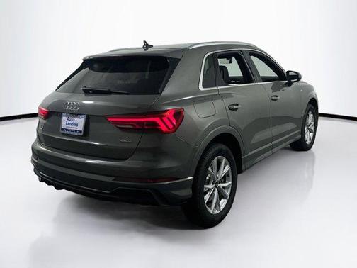 2021 Audi Q3 45 S line Premium