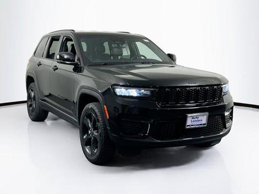 2022 Jeep Grand Cherokee Altitude