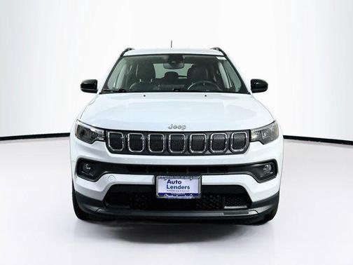 Bright White Clearcoat 2022 Jeep Compass Latitude Lux