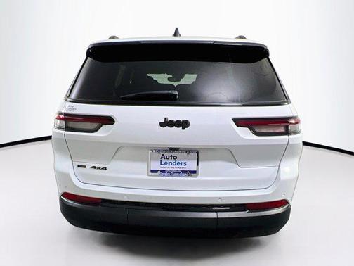 Bright White Clearcoat 2023 Jeep Grand Cherokee L Altitude