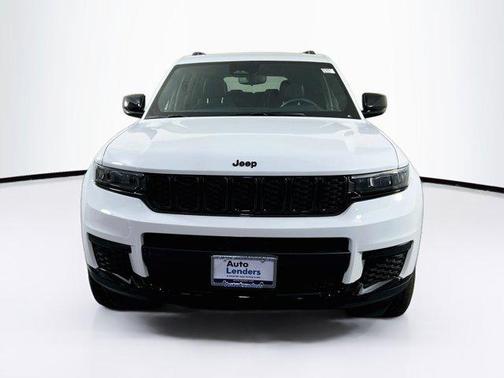 Bright White Clearcoat 2023 Jeep Grand Cherokee L Altitude