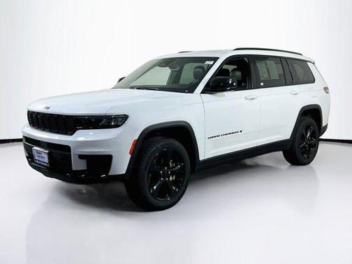 Bright White Clearcoat 2023 Jeep Grand Cherokee L Altitude