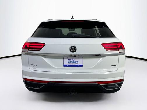 Pure White 2023 Volkswagen Atlas Cross Sport 3.6L V6 SE w/Technology