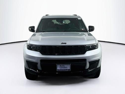 Silver Zynith 2023 Jeep Grand Cherokee L Altitude