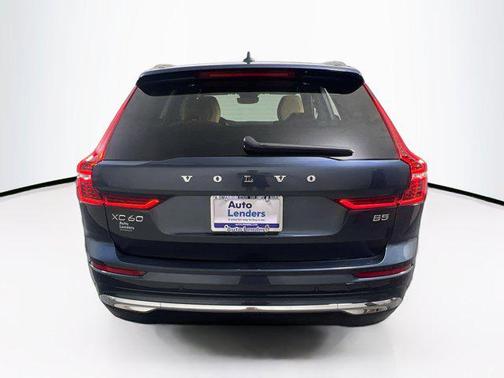 2022 Volvo XC60 B5 Inscription