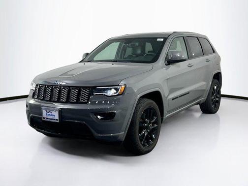 2022 Jeep Grand Cherokee Laredo