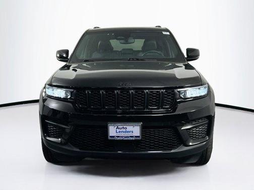 2022 Jeep Grand Cherokee Altitude