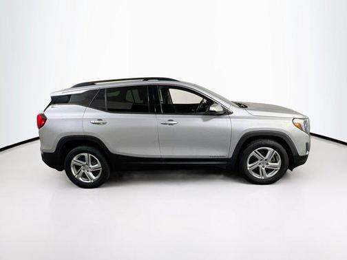 Quicksilver Metallic 2018 GMC Terrain SLE